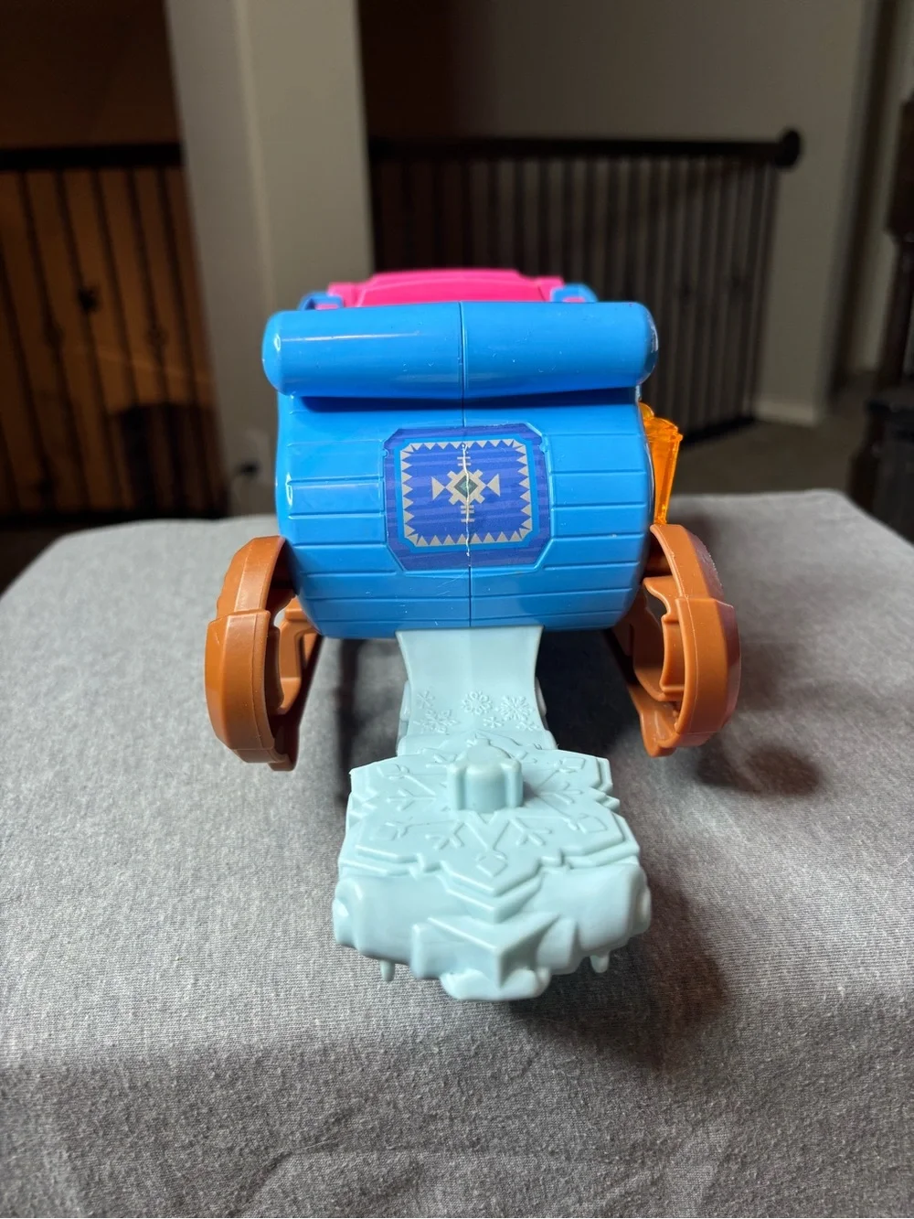 Fisher Price Little People Disney’s Frozen Kristoff’s Light Up Sleigh Gift Toy